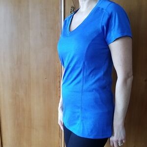 OGIO Women's Blue V-Neck Sports  Tee